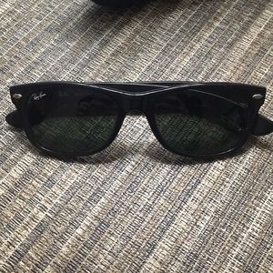 Ray-Ban Wayfarer Sunglasses